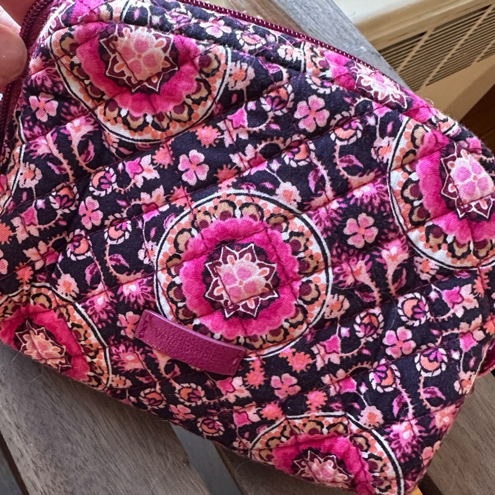 Vera Bradley Medium Cosmetic Bag in Lilac Medallion